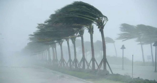 JAPONYA'DA MAYSAK VE HAİŞEN TAYFUNLARINA KARŞI UYARILAR