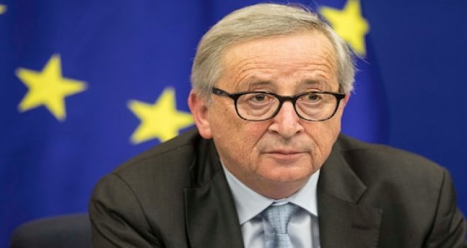 Juncker: Brexit zaman ve enerji israfı