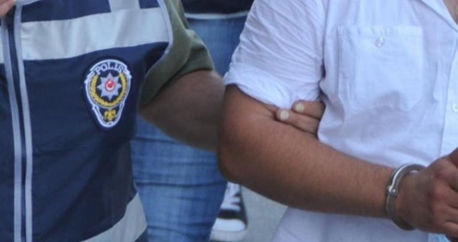 KAÇIRIP DÖVDÜLER ,PARASINI ALDILAR