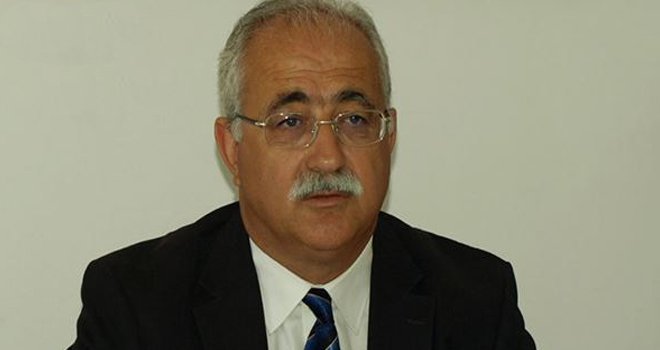 Kalkınma Bankası Müdürünün değitirilmesi Partizanlıkdır