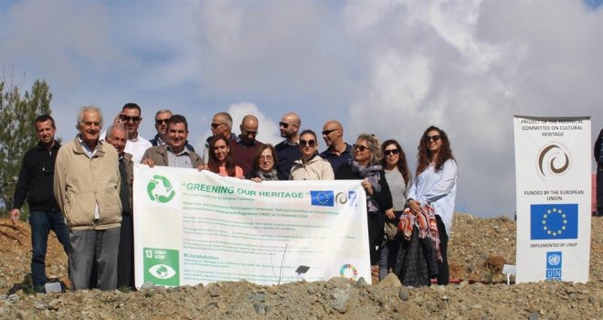 KARBON SALIMINI AZALTMAK AMACIYLA TRODOS DAĞINDA 2500 FİDAN DİKİLDİ