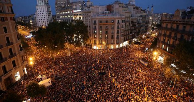Katalonya’da referandum gerilimi
