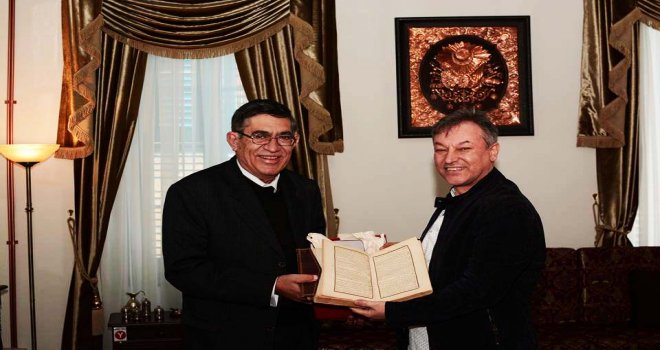 KAÜ, OSMANLI KÜTÜPHANESİNE ANLAMLI BAĞIŞ