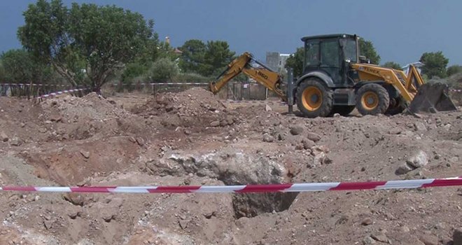 Kayıplar için kazılara devam...