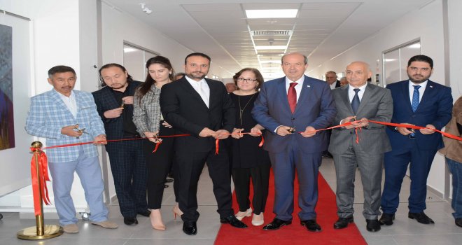 KAZAK RESSAMLARIN RESİM SERGİSİ YDÜ’DE AÇILDI