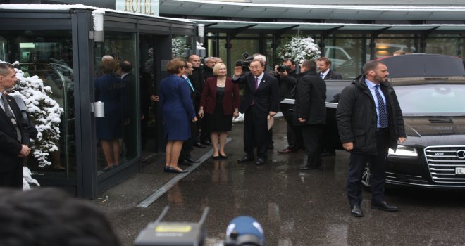 Kıbrıs görüşmeleri İsviçre’de başladı