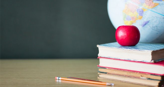 Kıbrıslı Rum veli kızının Kıbrıs Türk edebiyatı dersinden muafiyetini istiyor