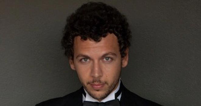 Kıbrıslı sanatçıdan, İzmir’de konser