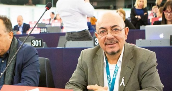 Kızılyürek Avrupa Parlamentosu’na seçilmesinin birinci yılı nedeniyle açıklama yaptı