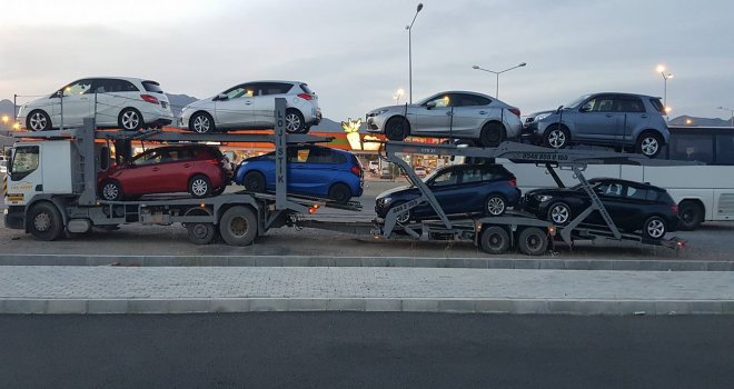 KKTC’de araç kullanımında adeta rekor kırılıyor.. Bir yılda 13 bin 115 araç satışı
