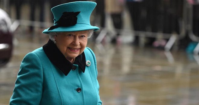 Kraliçe 2'nci Elizabeth Malta'daki villasını satıyor!