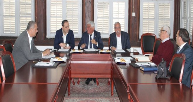 KTBB İLE VETERİNER DAİRESİ YETKİLİLERİ TOPLANTI YAPTI