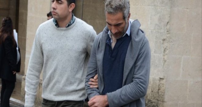 KUMARDA ÇALDIĞINI, KUMARDA HARCADI!