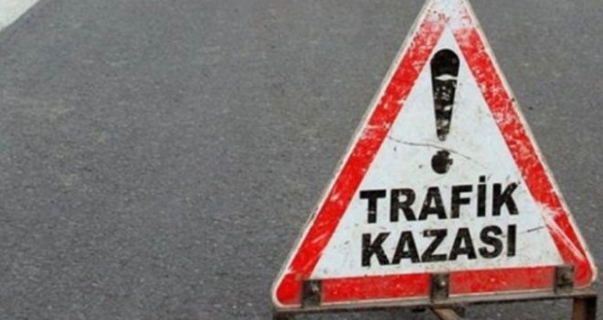 Kumyalı-Pamuklu yolunda kaza: Yoldan çıkıp takla attı!