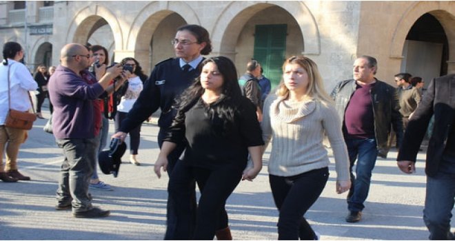 Kürtaj zanlıları cinayetten yargılanabilir