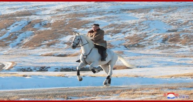 KUZEY KORE LİDERİNİN SON POZU MERAK UYANDIRDI