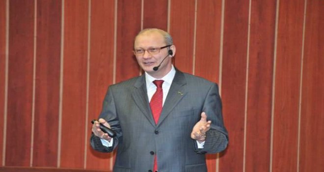 LAÜ Akademisyeni Şen Zonguldak’ta seminer verdi