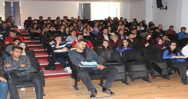 LAÜ’de “Hukuk ve Demokrasi” irdelendi