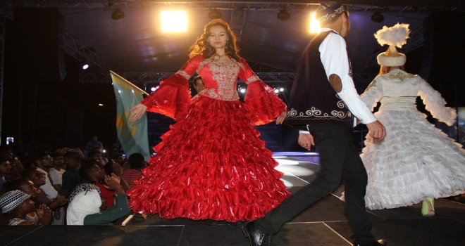 LAÜ’de Kültür Show iz bıraktı