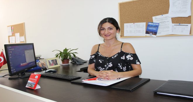 LAÜ’lü akademisyen Ülker, Bilişim Konferansı’nda “yapay zeka”alanındaki bildirisini sundu