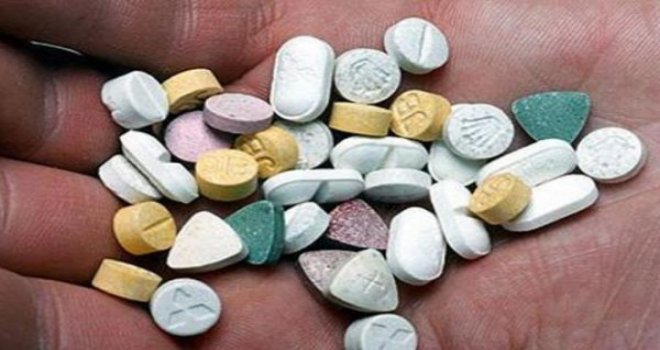 Lefkoşa’da uyuşturucu! : 372 adet hap bulundu