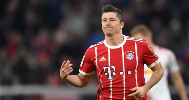 Lewandowski'nin gözü Müller'in rekorlarında