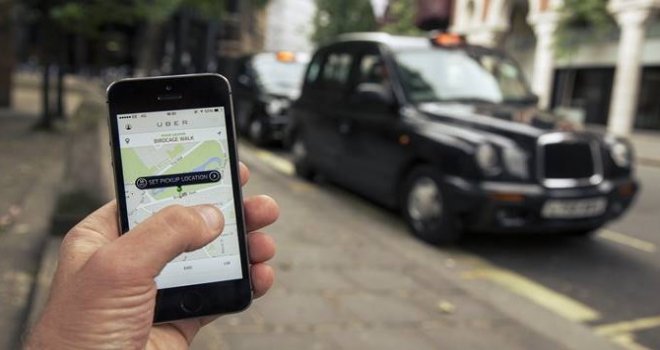 LONDRA'DA UBER'E DESTEK İÇİN 400 BİN İMZA TOPLANDI