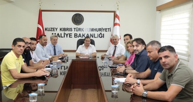 MALİYE BAKANI DENKTAŞ, KAMUDA YETKİLİ 6 SENDİKA İLE BİR ARAYA GELDİ