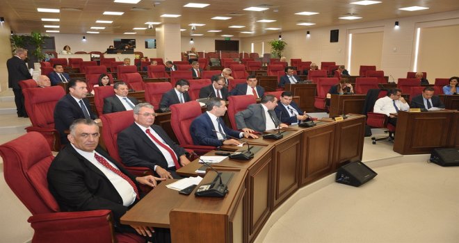 MECLİS TOPLANTISI TAMAMLANDI' GEÇİCİLERLE İLGİLİ 2 YASA ÖNERİSİ DAHA ONAYLANDI