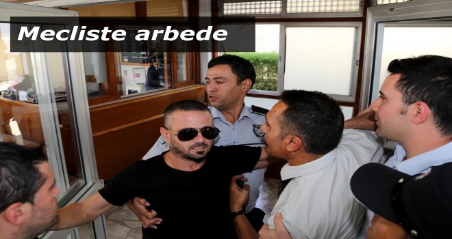 Meclis'te gergin anlar...