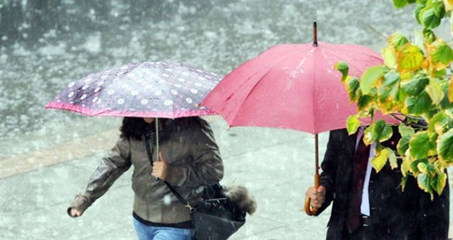 Meteoroloji Dairesi, sağanak yağış konusunda uyardı.