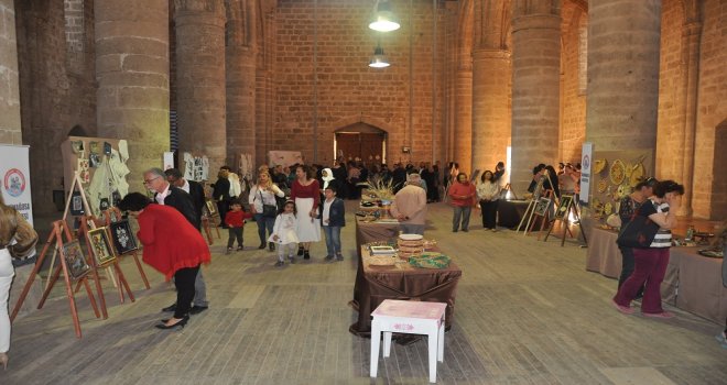 MGA KADIN EL SANATLARI ATÖLYESİ’NDE ÜRETİLENLER BUĞDAY CAMİİ’NDE SERGİLENİYOR..