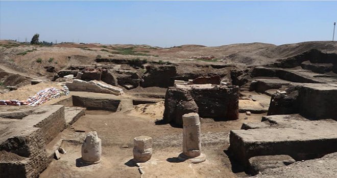 Mısır’da 2 bin 500 yıllık gözlemevi gün yüzüne çıkarıldı