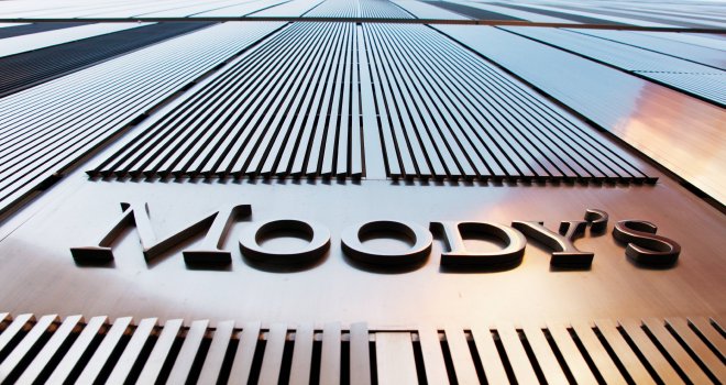 MOODY'S TÜRKİYE'NİN KREDİ NOTUNU DÜŞÜRDÜ