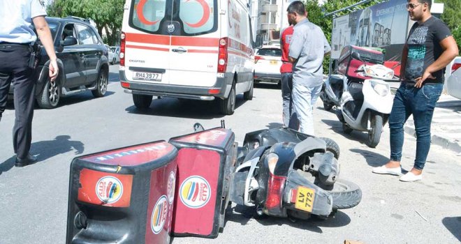 Motor Kazası Ucuz Atlatıldı.,.