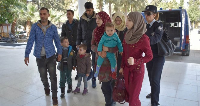 Mültecilerin umuda yolcuğu KKTC'de son buldu