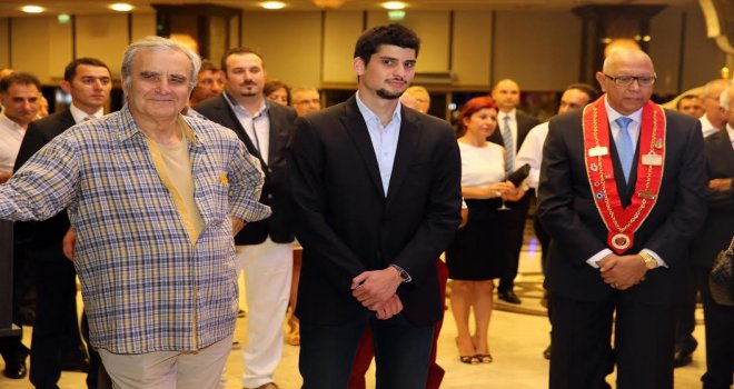 Net Holding hisse satacak!