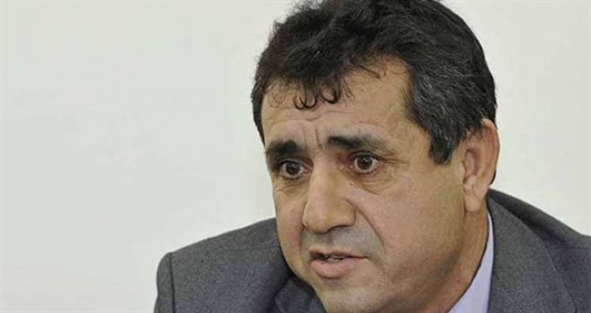 NÜFUS AKTARIMI VE VATANDAŞLIK DAĞITIMINA 1990’DA KARAR VERİLDİ