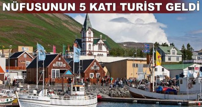 Nüfusunun beş katı turist geldi
