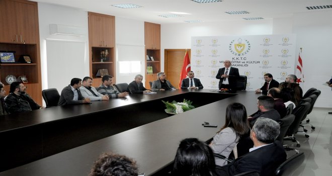 “ÖĞRETİCİ USTALIK KURSU”NDA BAŞARILI OLANLAR SERTİFİKALARINI ALDI..