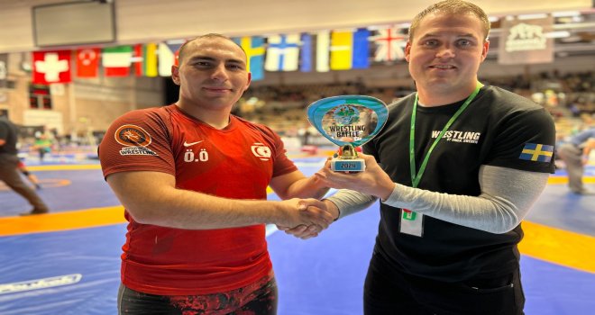 Ömer Özyıldırım’dan, İsveç’te bronz madalya