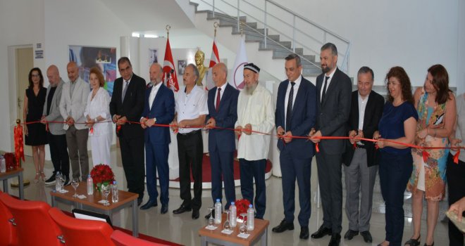 ÖZBEKİSTANLI KARDEŞ RESSAMLARIN SERGİSİ YDÜ’DE AÇILDI