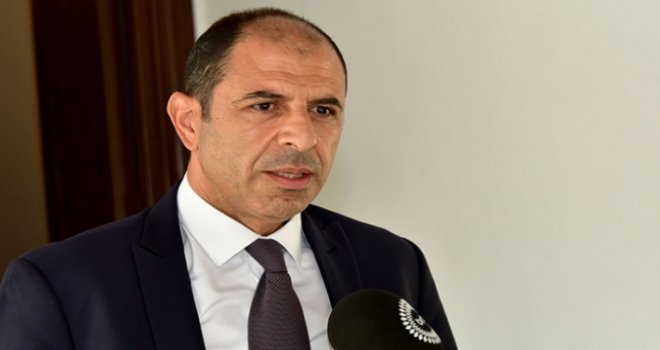 Özersay: Türkiye kökenli vatandaşlarımıza çıkarılan zorluklar son dönem arttı