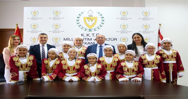 ÖZYİĞİT 23 NİSAN ÇOCUK FESTİVALİ’NDE KKTC’Yİ TEMSİL EDECEK DR.FAZIL KÜÇÜK İLKOKULU EKİBİNİ KABUL ETTİ..