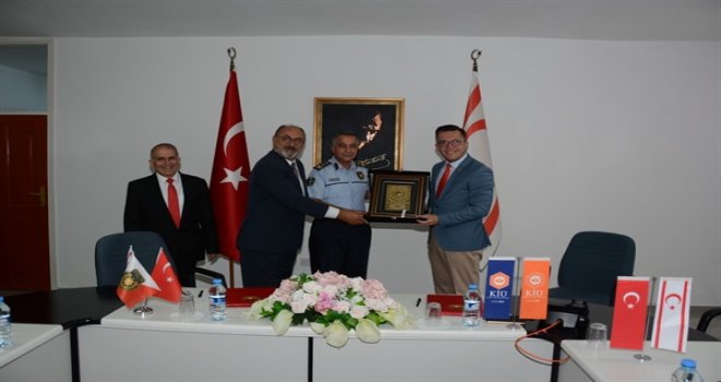 POLİS GENEL MÜDÜRLÜĞÜ İLE KIBRIS İLİM ÜNİVERSİTESİ ARASINDA “EĞİTİM İŞBİRLİĞİ ANTLAŞMASI” İMZALANDI