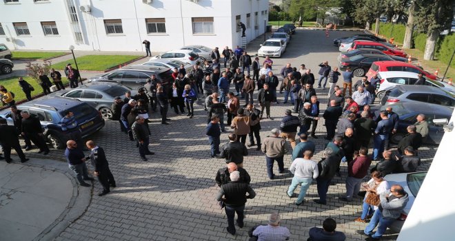 POLİS TEŞKİLATI MENSUPLARI VE AİLELERİ GENEL KURULU SALONDAN TAKİP ETTİ