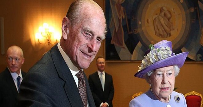 Prens Philip emekli oldu