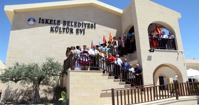 SADIKOĞLU:  ARTIK SİZİN DE İSKELE’DE BİR EVİNİZ VAR