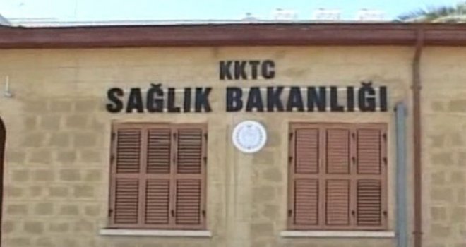 SAĞLIK BAKANLIĞI: “SAĞLIK HASSAS BİR KONU... POLİTİKA VE POPÜLİZM YAPILAMAYACAK KADAR DA DEĞERLİ..”