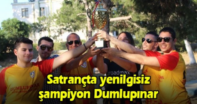 Satrançta yenilgisiz şampiyon Dumlupınar